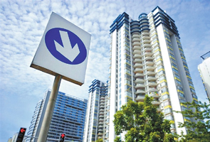 ��������һ���ַ��r�R��